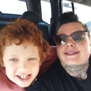 Meet your Posher, Mina